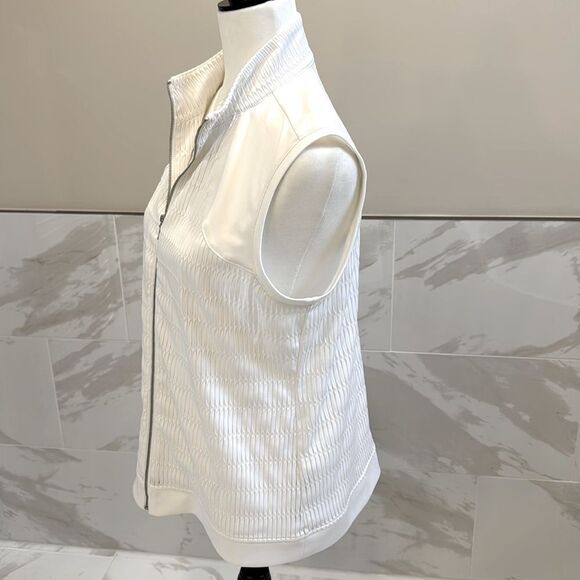Weekends By Chico's Women's(1) M Blouse Sleeveless Vest Full Zip White Medium - Picture 3 of 8